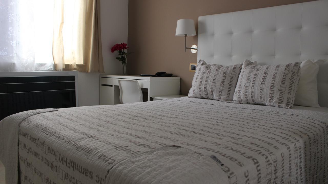 Morenos Boutique Hotel Mindelo Buitenkant foto